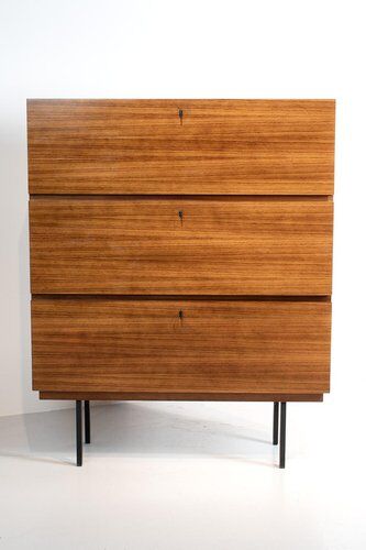 Chest of Drawers in Teak