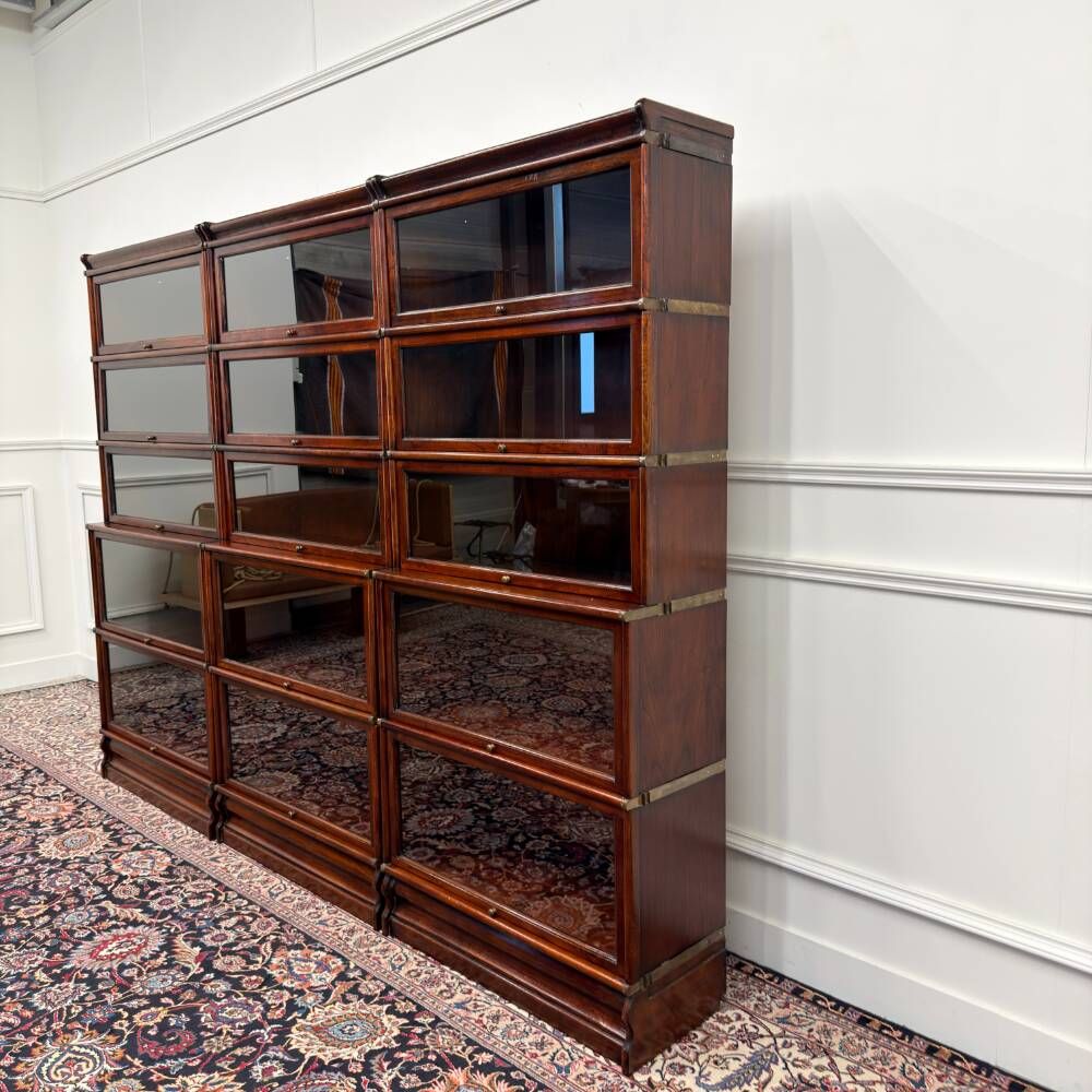 Bibliothèque de style Globe Wernicke anglaise classique