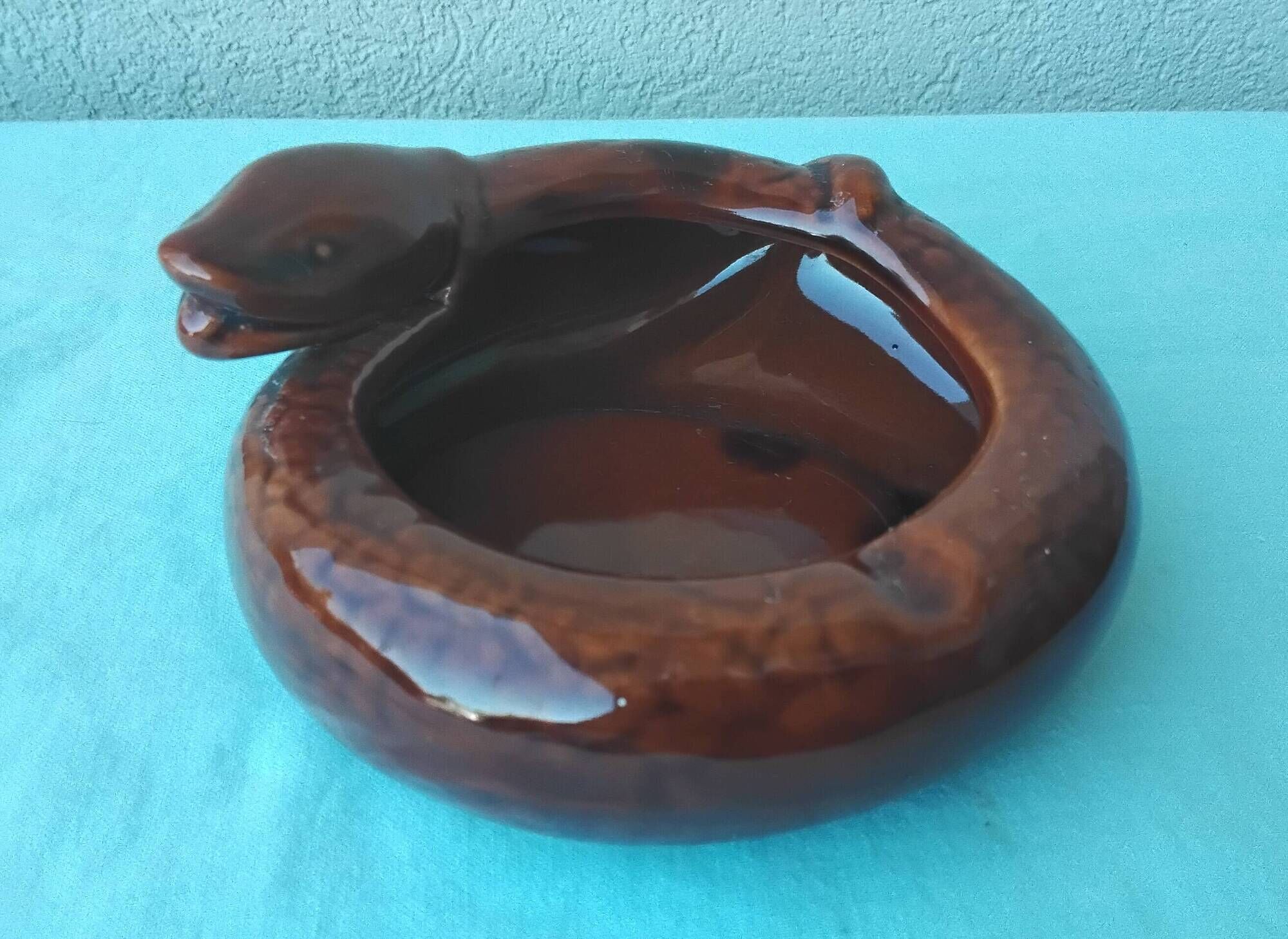 Ceramic snake ashtray