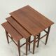 Tables gigognes en teck danois, ensemble de 3