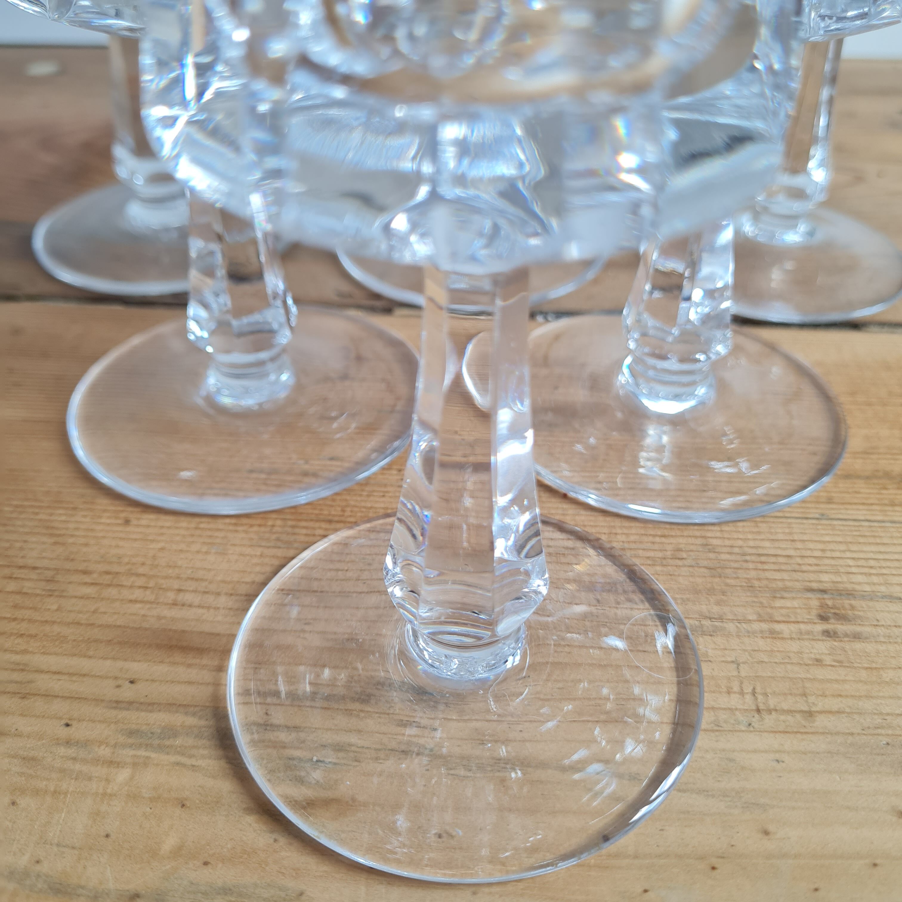 Service of 6 vintage crystal champagne flutes