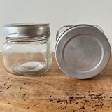 Set of 2 antique jars with aluminum lids