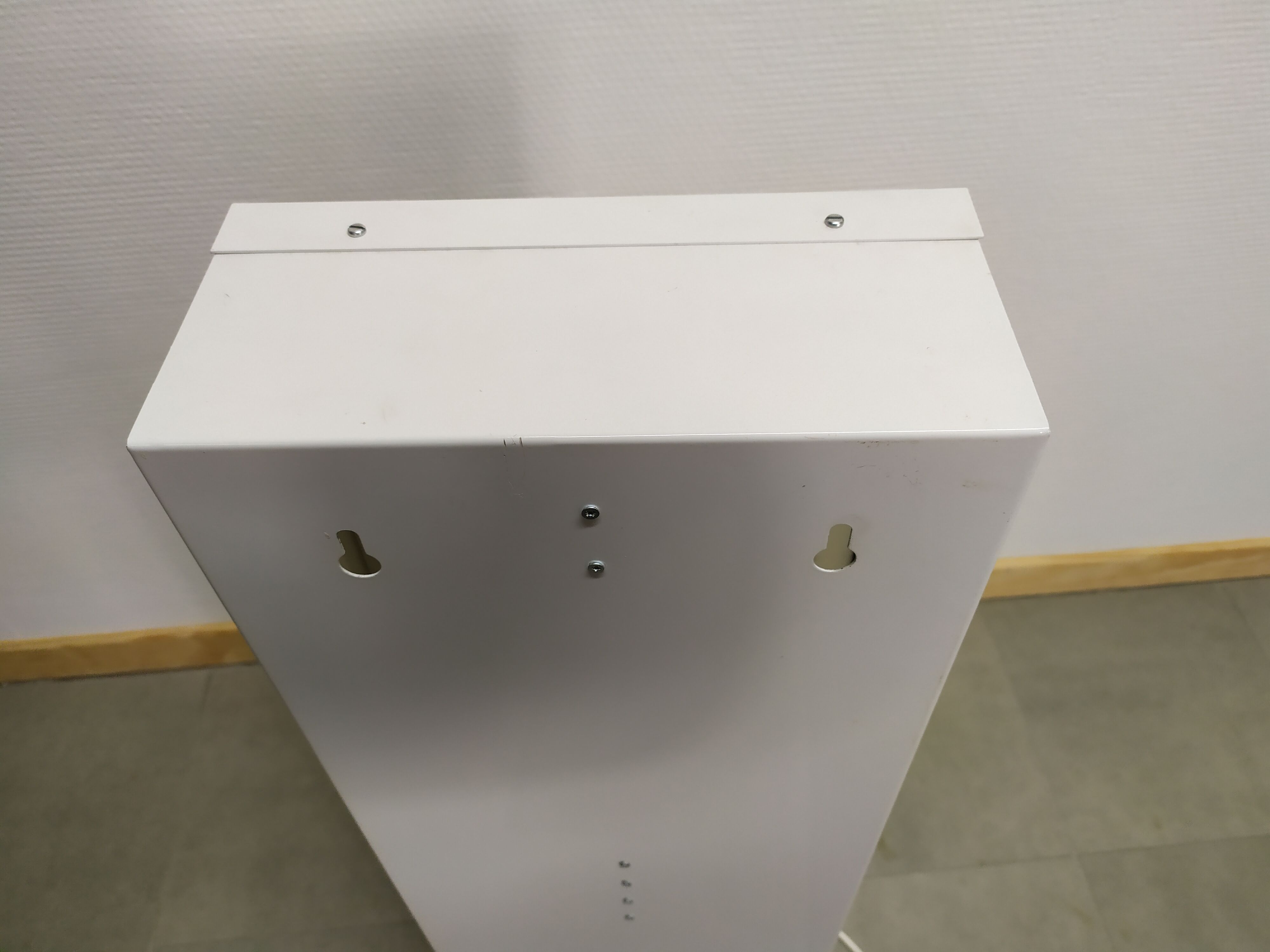 Vintage visual acuity scale