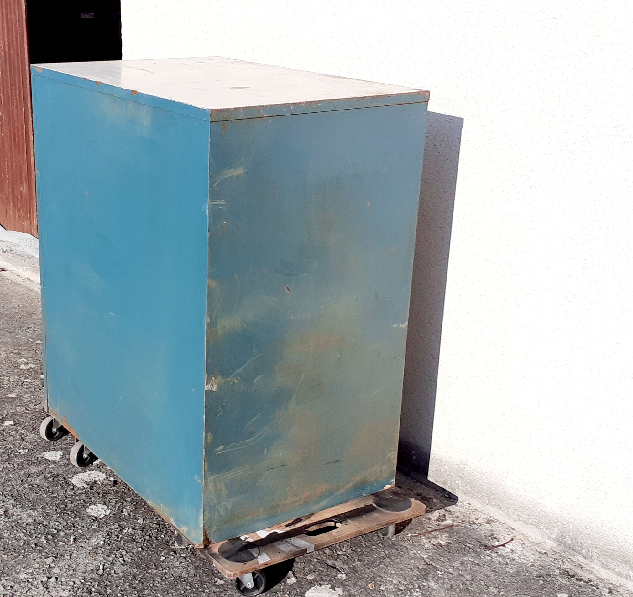 Industrial furniture Tiro-Clas