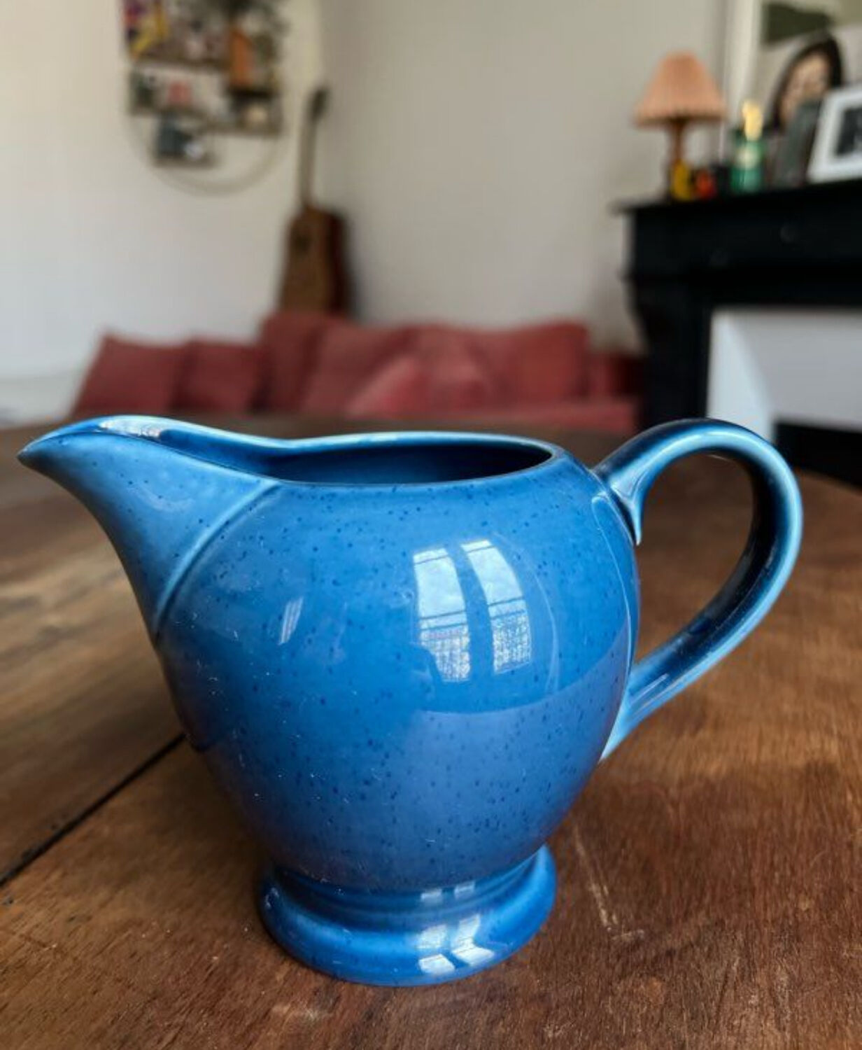 Petit pichet en porcelaine bleue Made in England