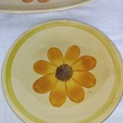 Soleil Gien set – large dishes and vintage serving dish