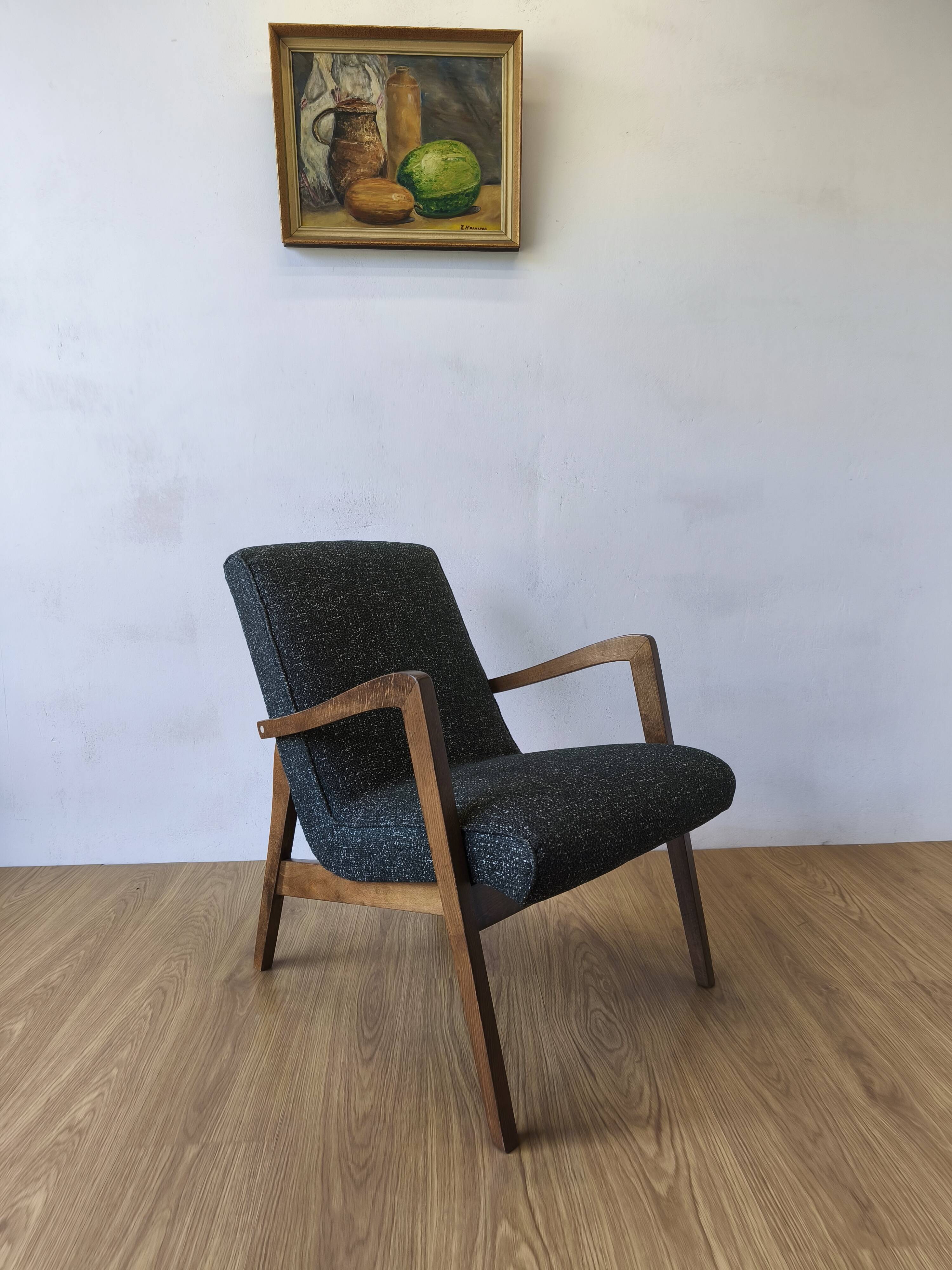 Fauteuil design type 300-138 Pologne années 70.