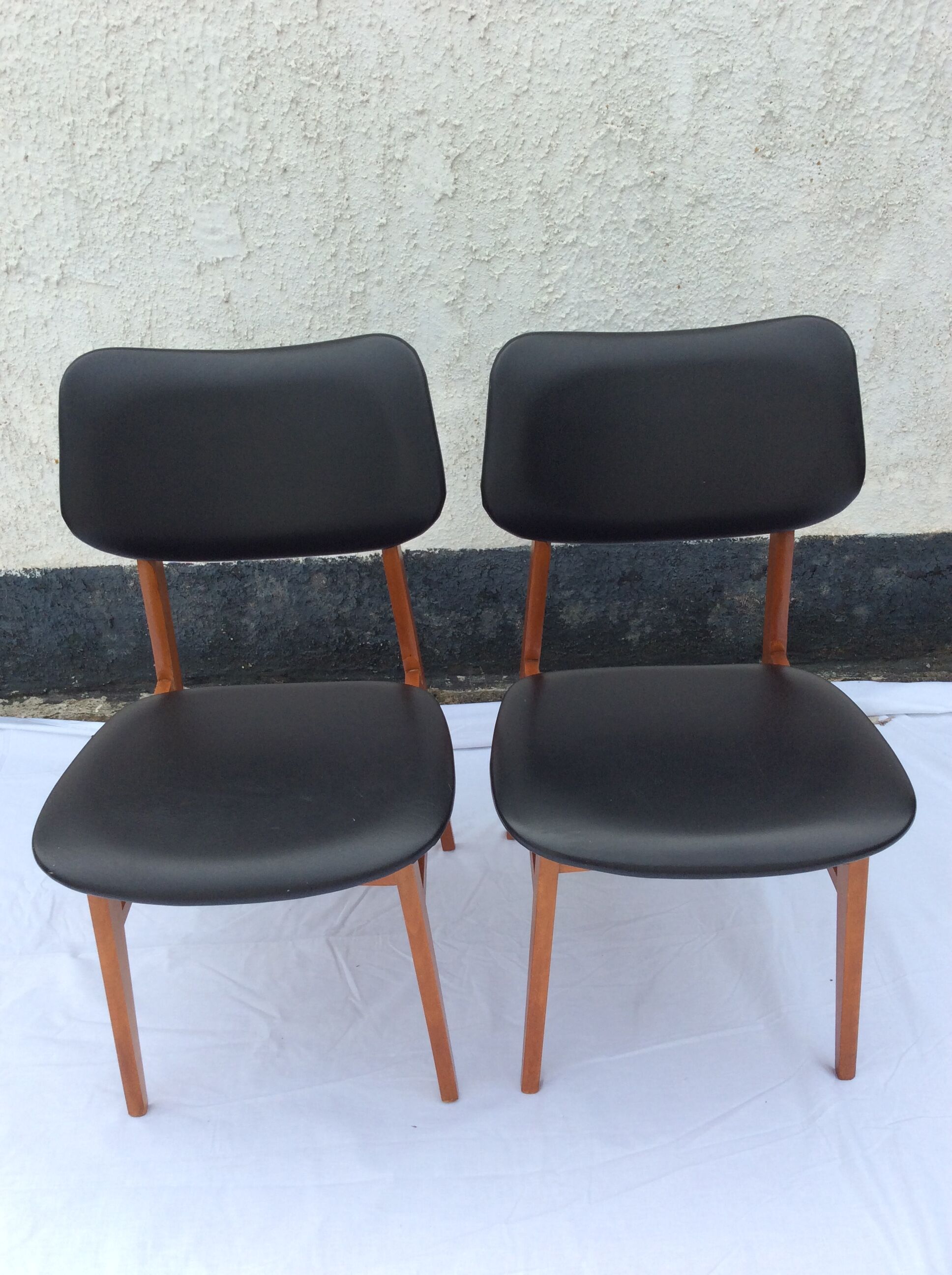 2 Scandinavian chairs from the 60s