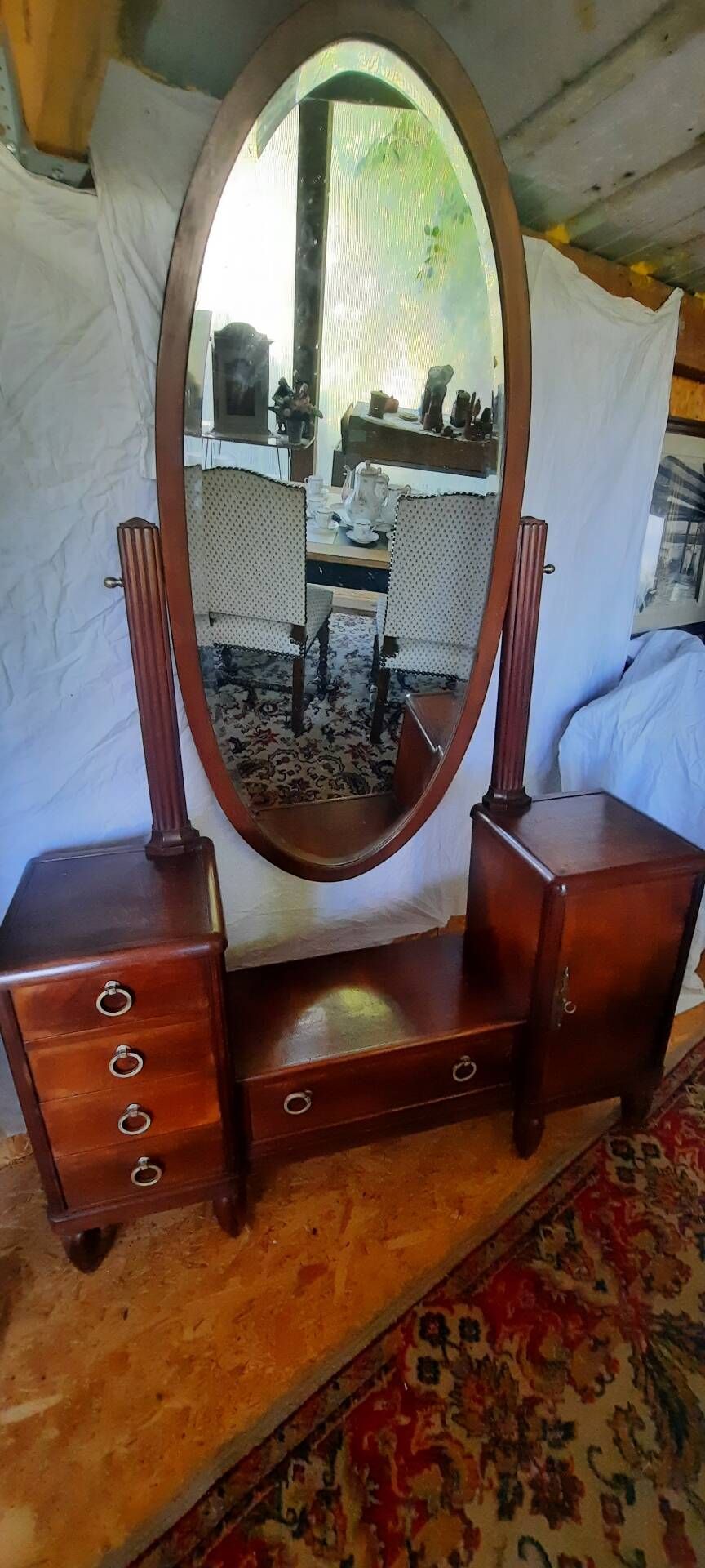 Psyche in mahogany