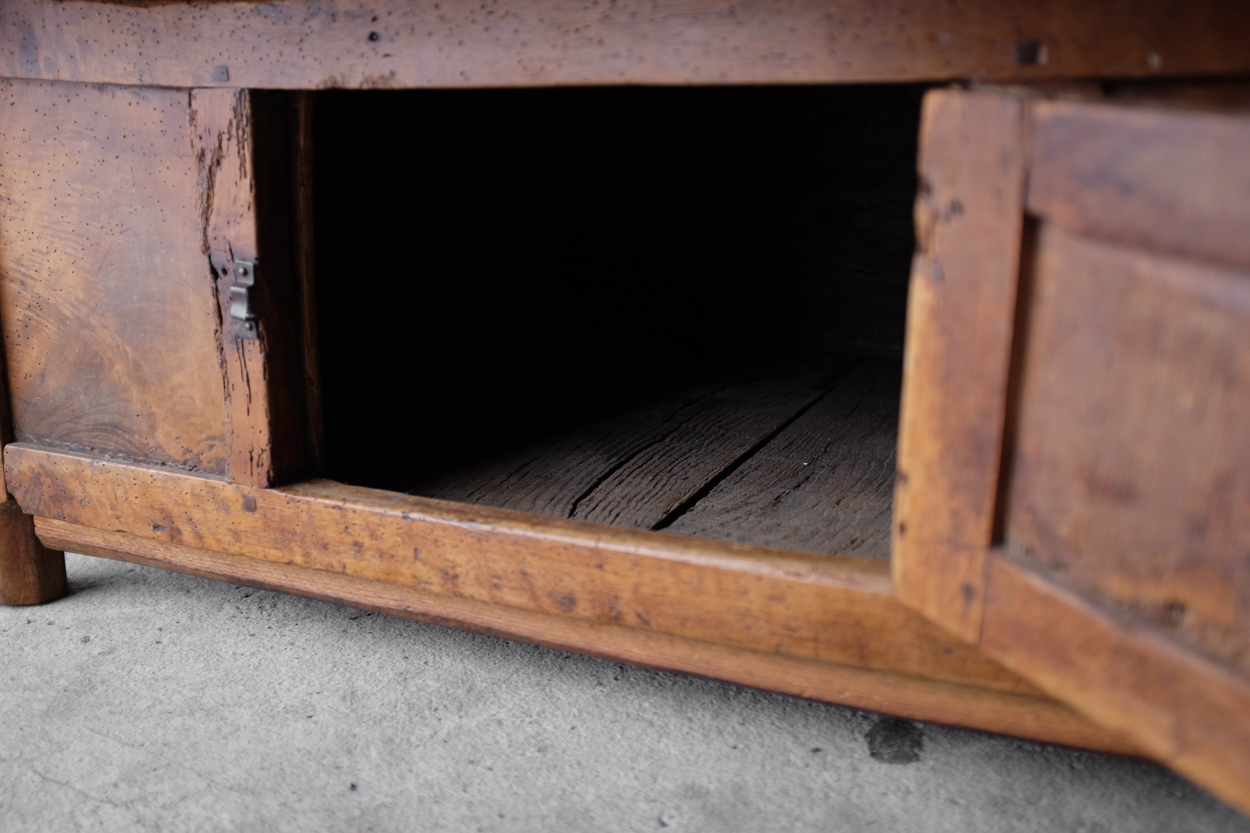 Popular art coffee table, Savoy, 19th century