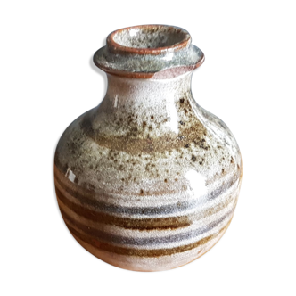 Vase in Poncé sandstone signed