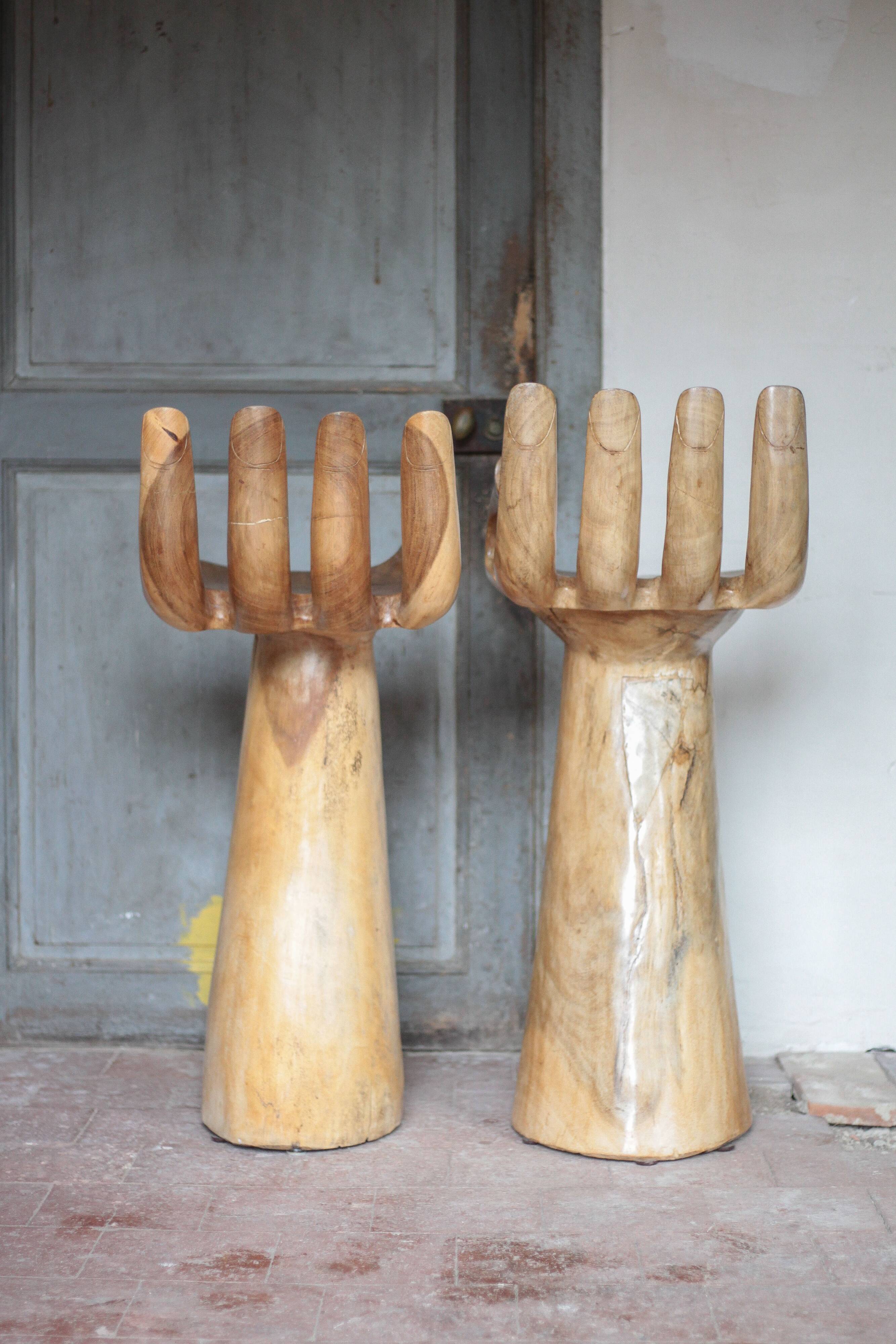 Paire de chaises bois forme main, tabouret de bar bois, chaise bois, chaise