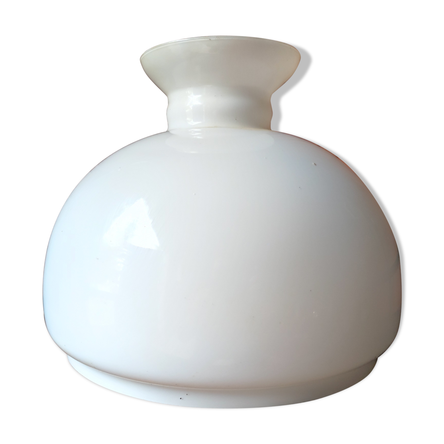 Globe lampshade opaline chandelier and lamp