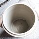Ancien pot à graisse en grès avec couvercle H 36,5 cm