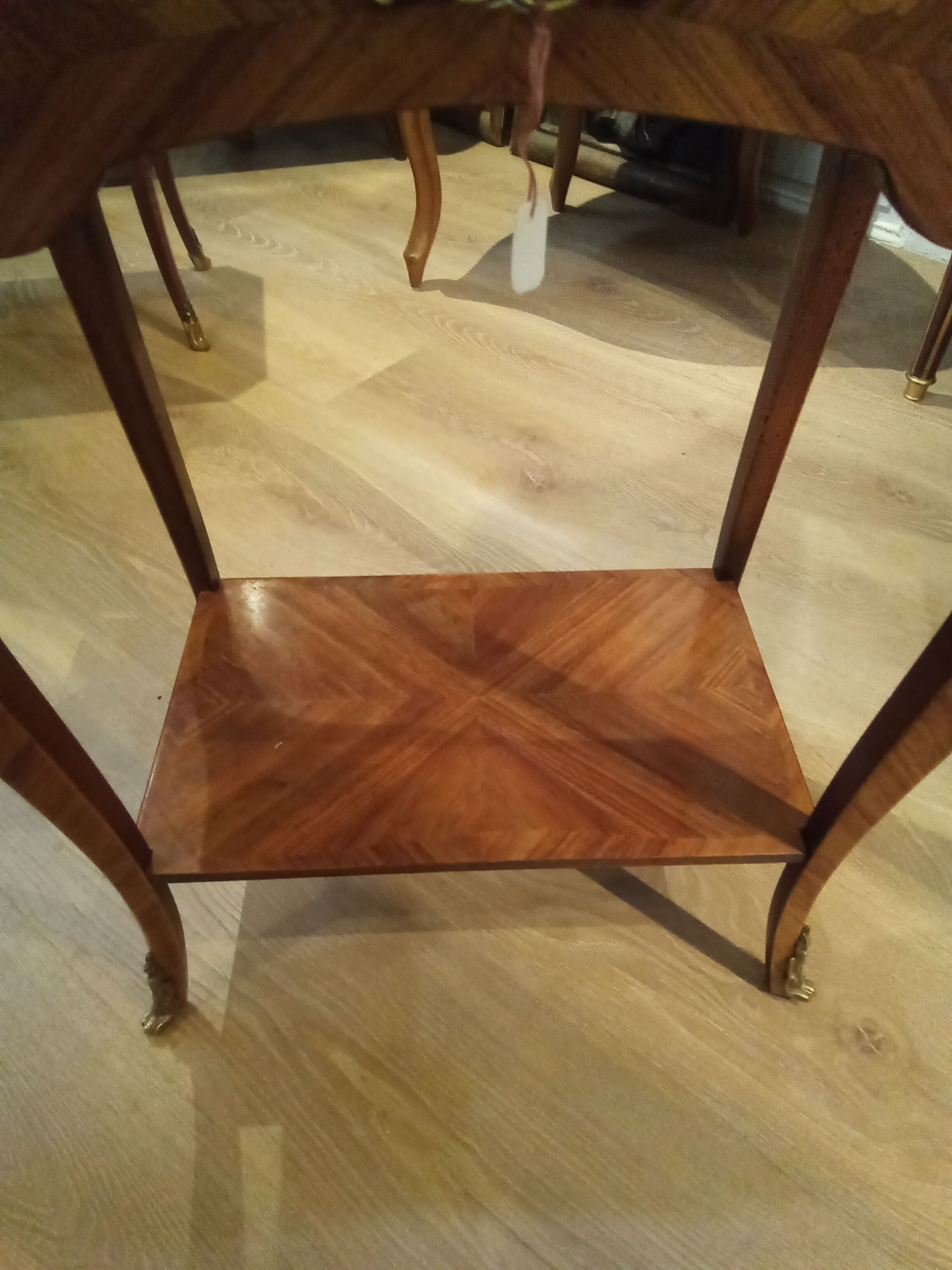 Louis XV-style lounge table