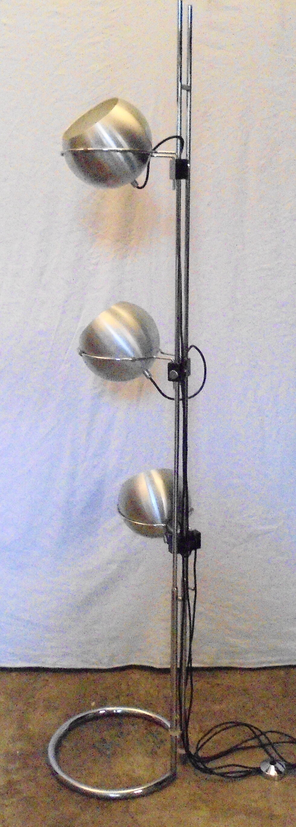 Gioffredo Reggiani's 3-ball lamppost from the 70s