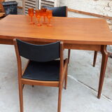 Table d'inspiration scandinave