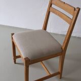 Quatre chaises rustiques en pin sculpté | Suède | Années 1950