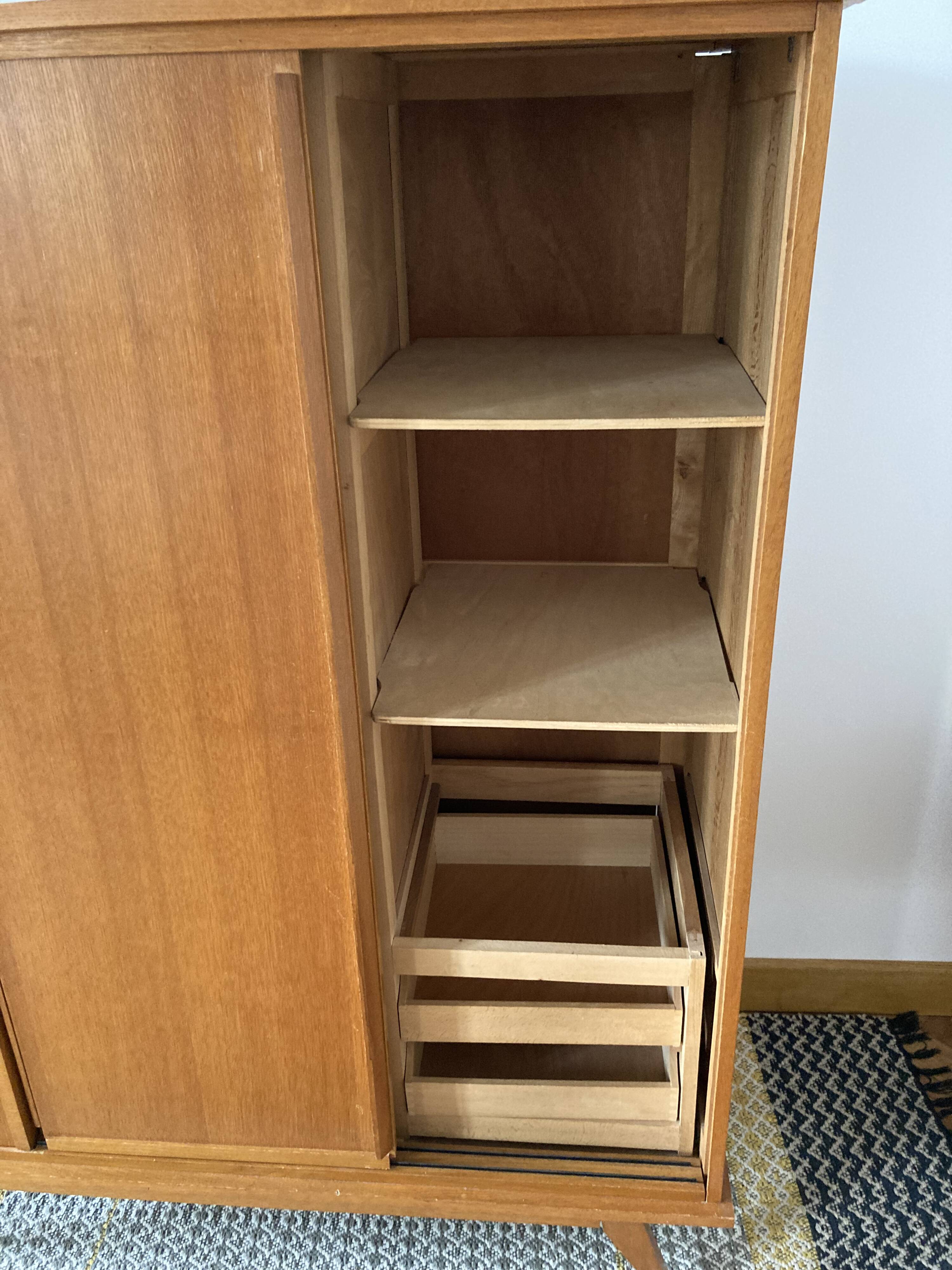 Wardrobe feet compass sliding doors