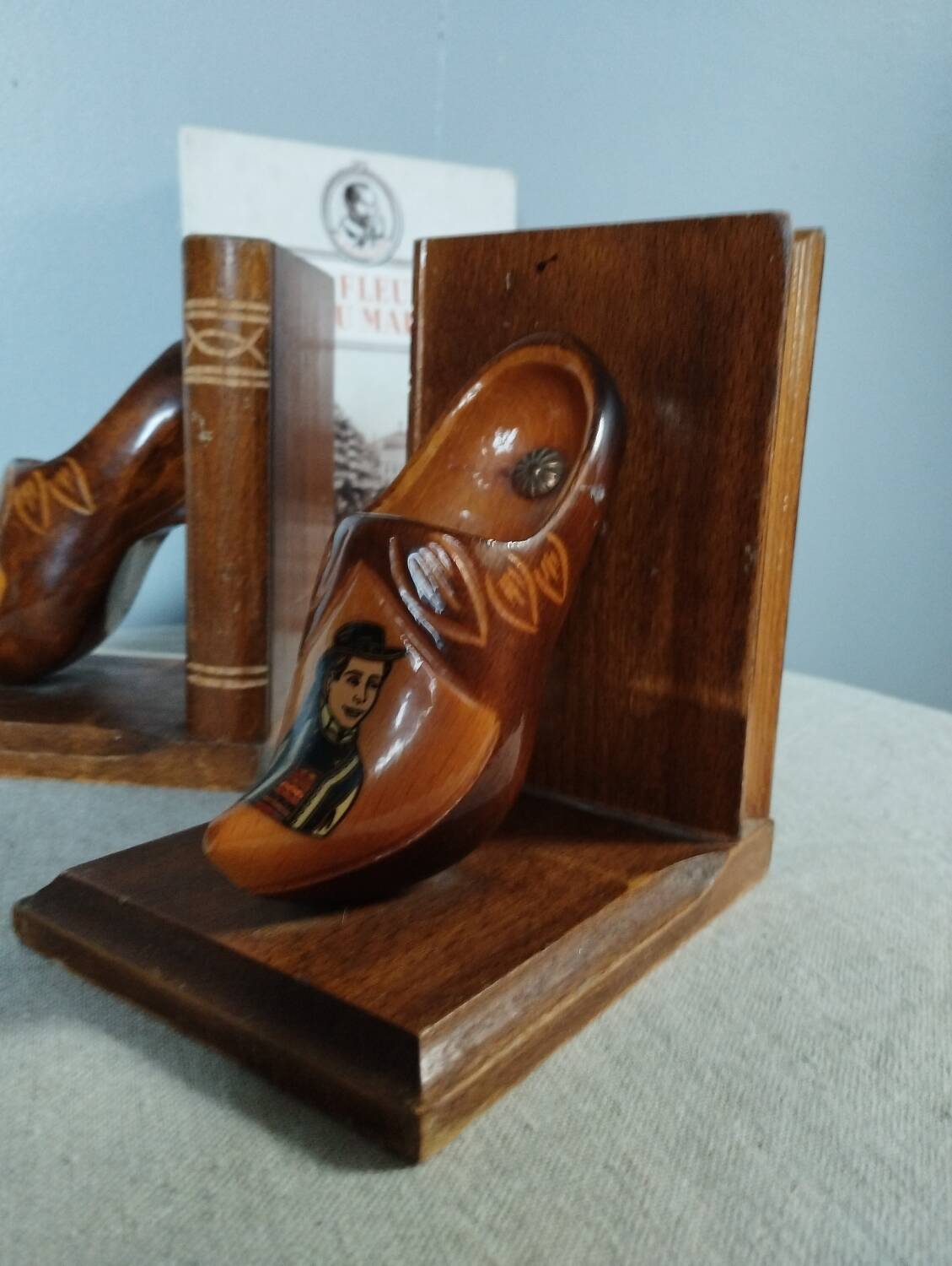 Wooden bookends with clog decoration, Breton craftsmanship, circa 1970