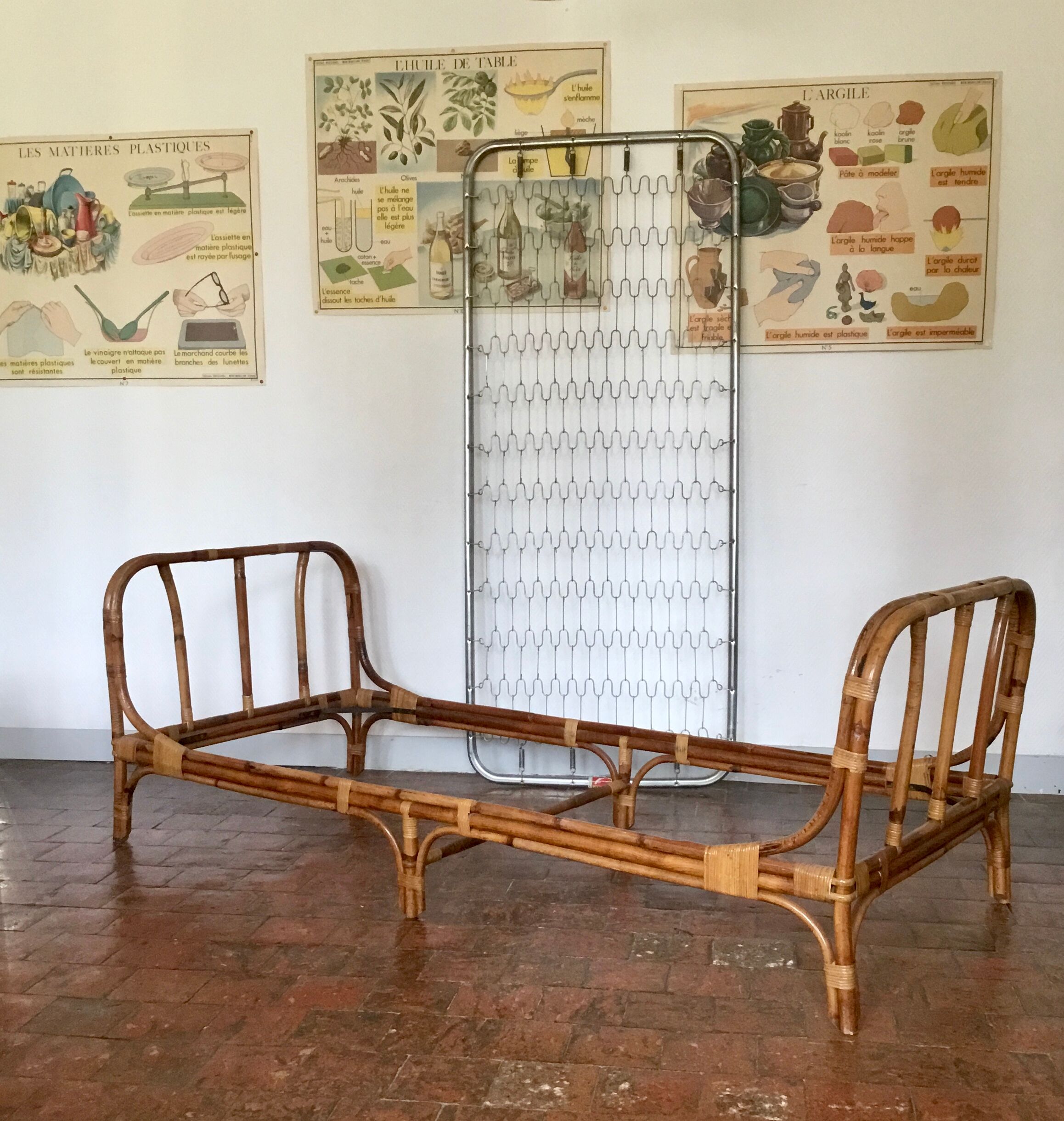 Vintage rattan bed