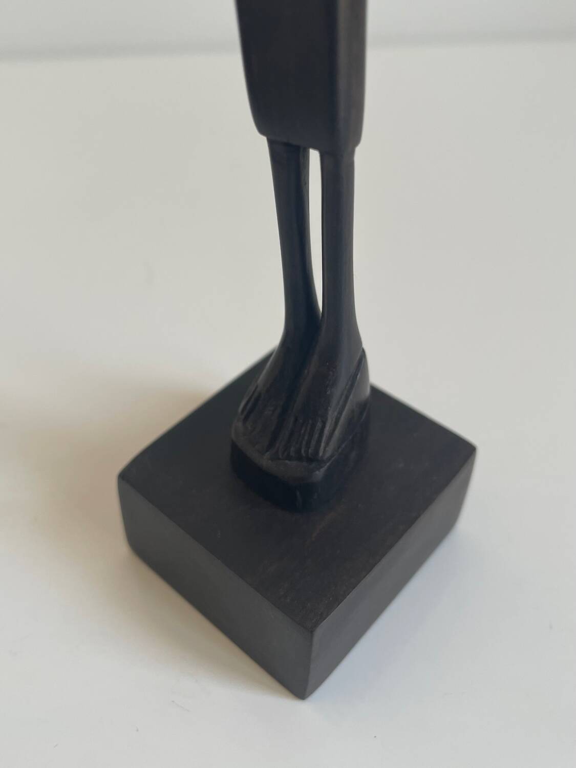 Paire de sculptures africaines en bois