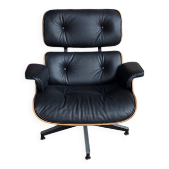 Charles Eames Lounge chair by Herman Miller