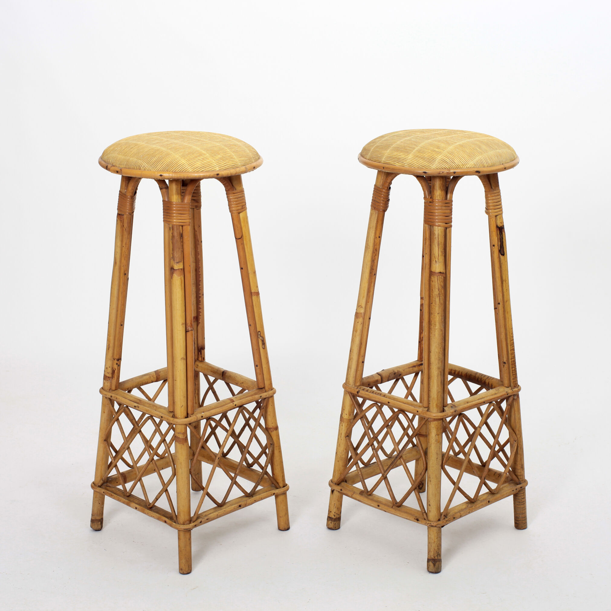 4 vintage rattan bar stools
