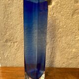 Blue and colorless glass vase with square section