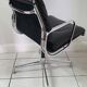 Fauteuil EA208 soft pad Charles et Ray Eames édition Herman Miller