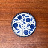 German ceramic saucer from the Stockholm series of the 1960s by Melitta, mid-century style.