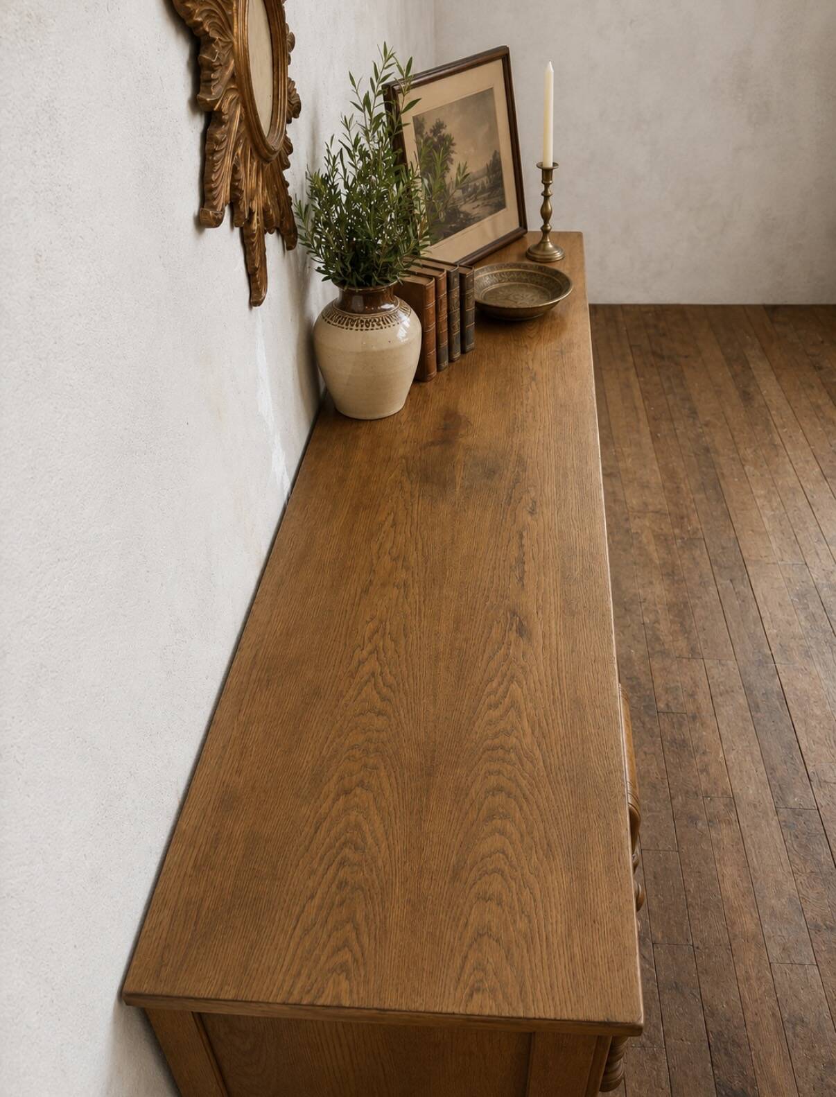 Buffet ancien en chêne massif sculpté – 180 x 48 x 100 cm