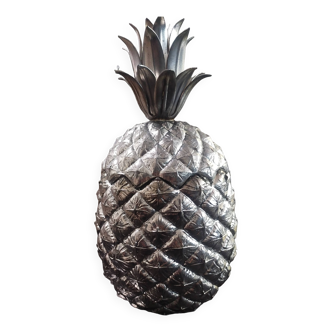 Pineapple ice bucket designer Mauro Manetti