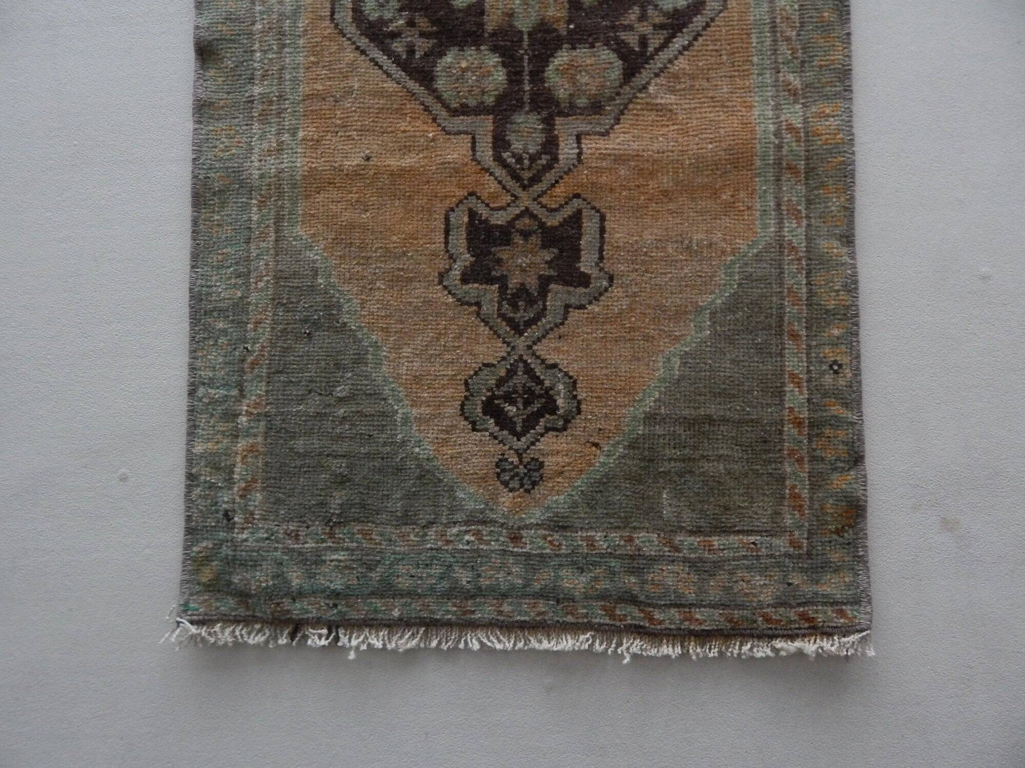 Tapis de couloir turc vintage 48x103 cm