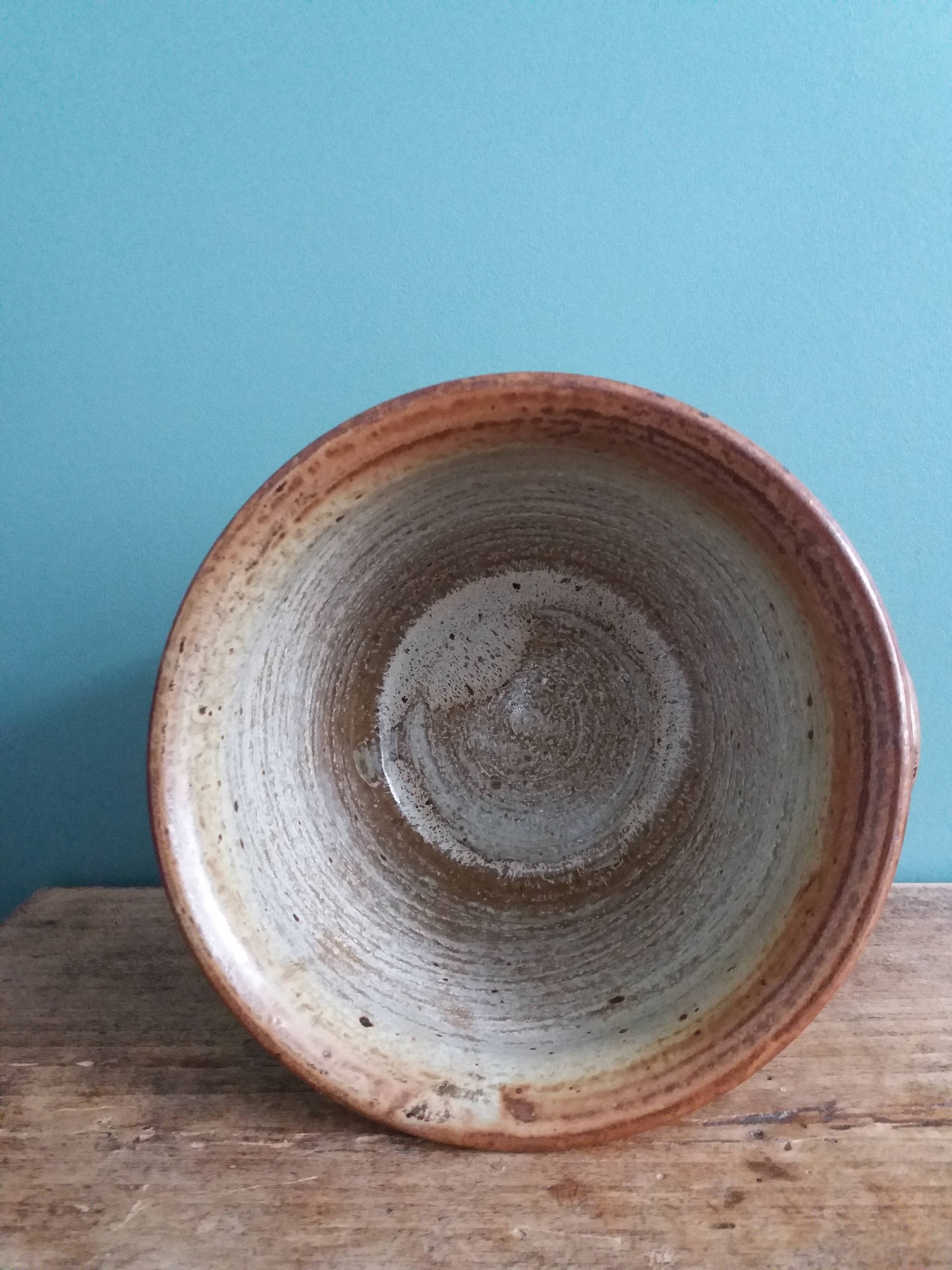 Puisaye sandstone ice bucket signed Jean-Pierre Prud'homme