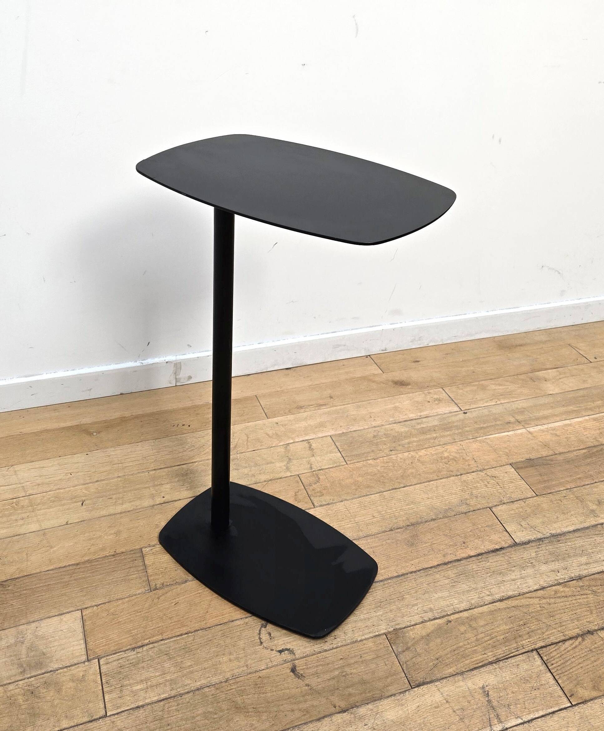 Inclass designer side table