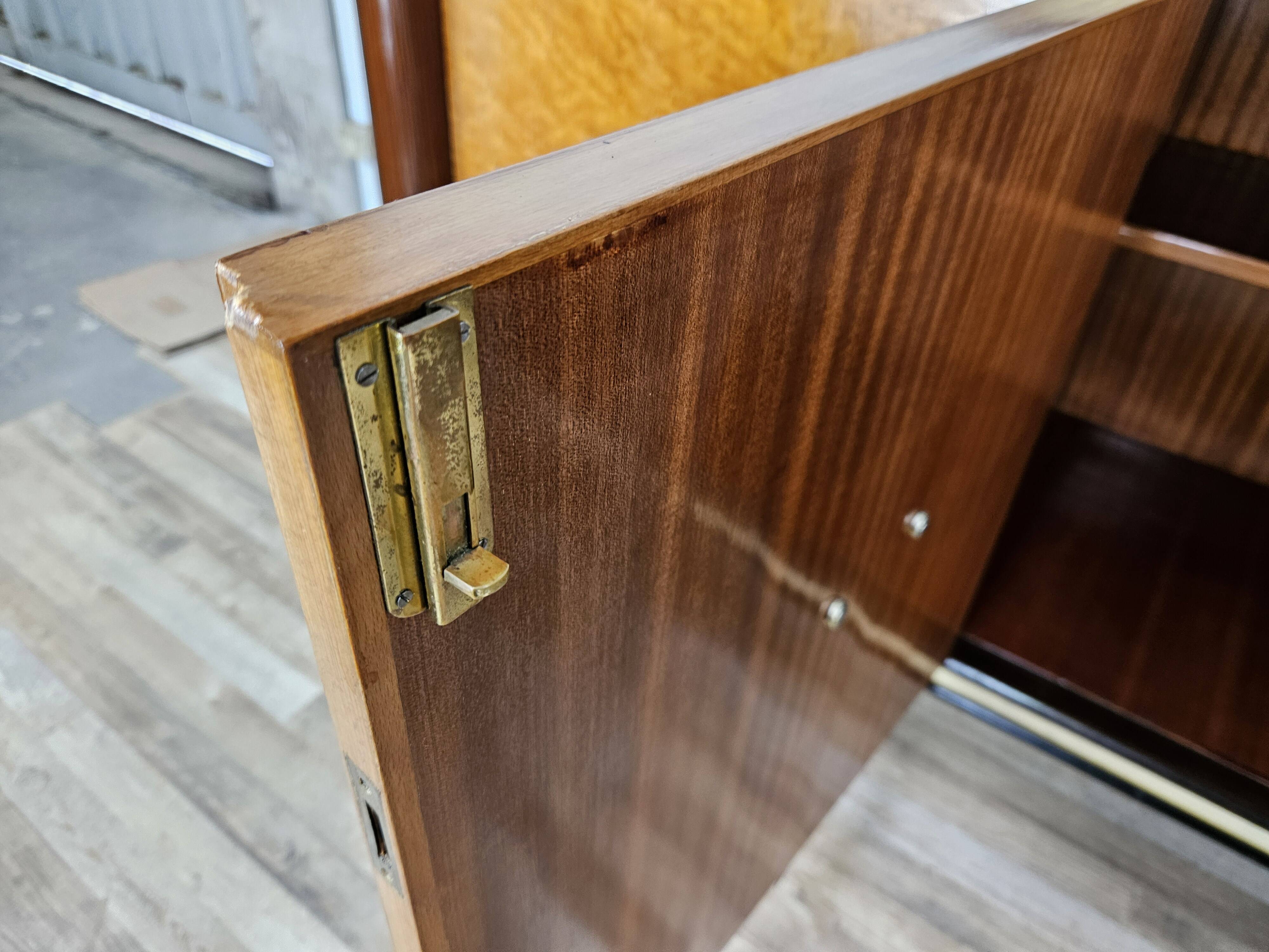 Art Decò Sideboard in Mahogany and Maple with Black Glass and Brass Finishi