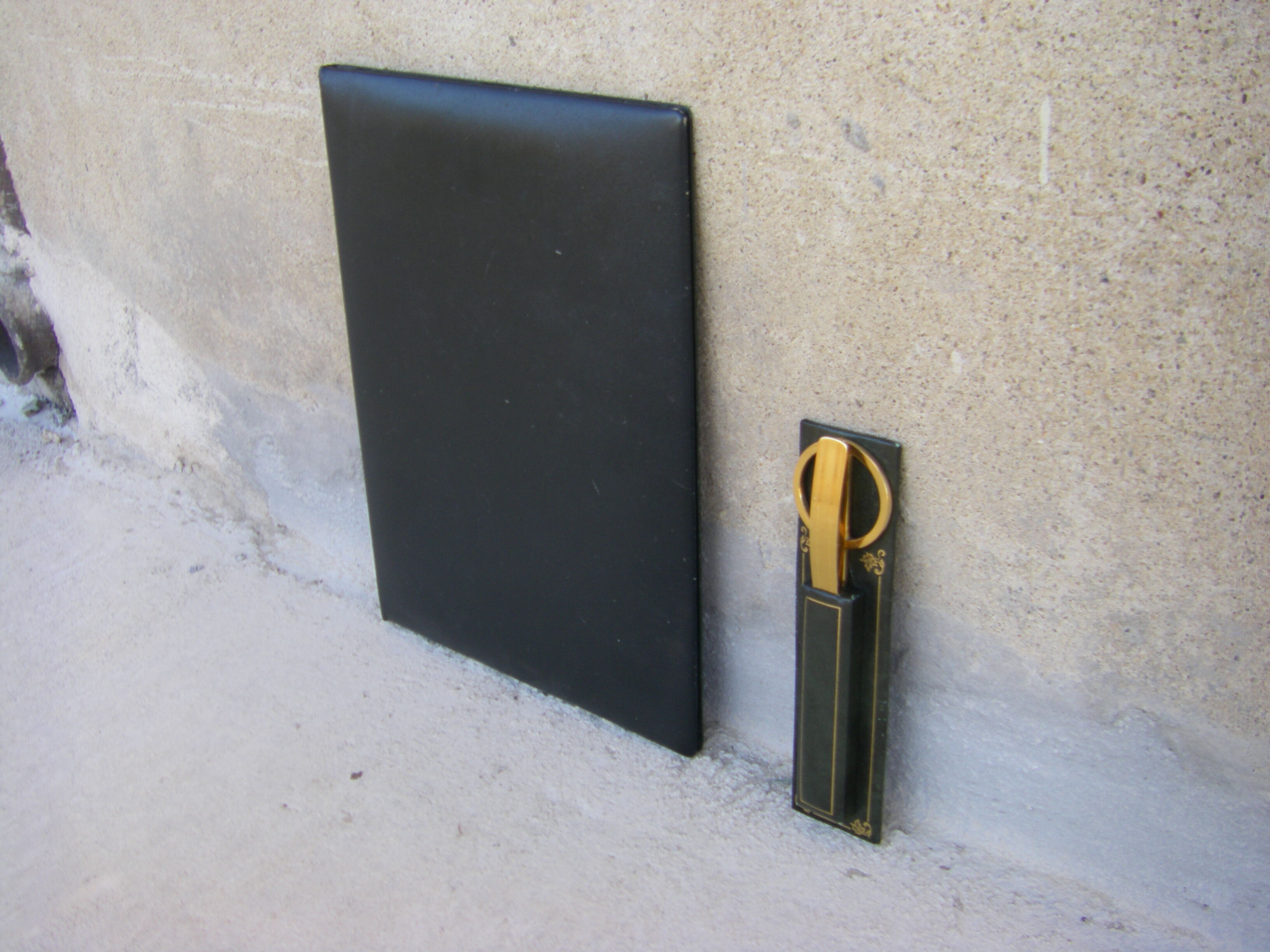 Leather office kit by The Tanner