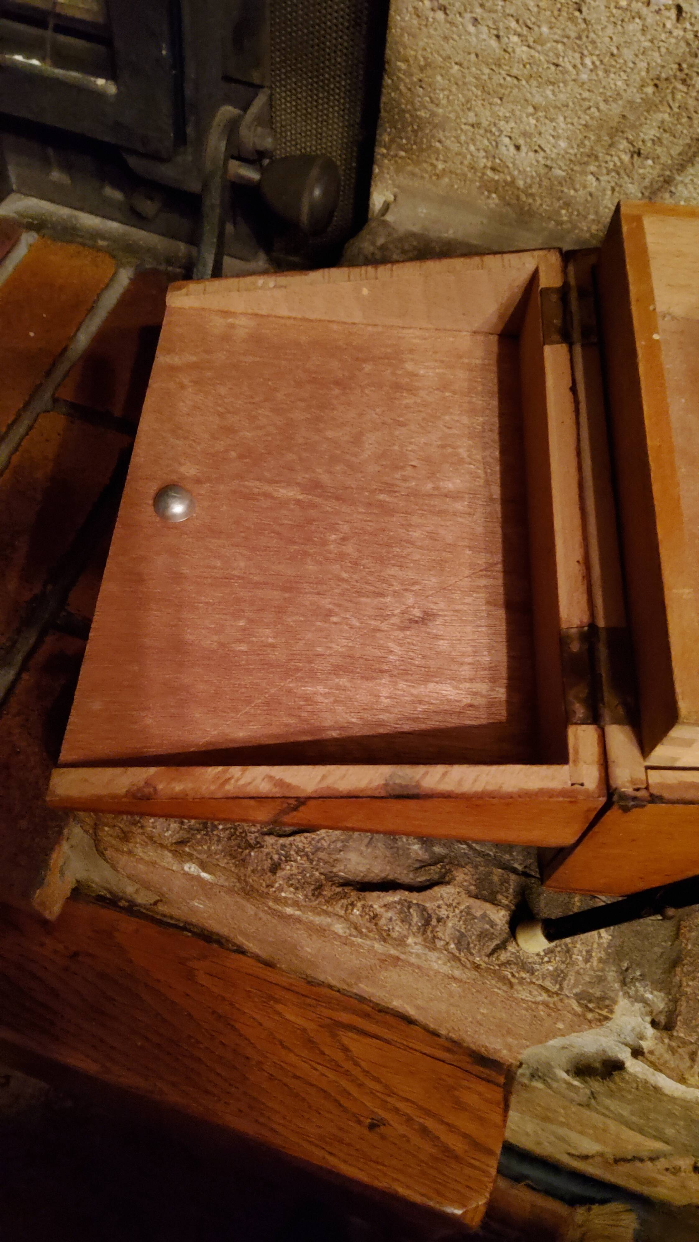 Sewing box from the 50s in wood and black metal