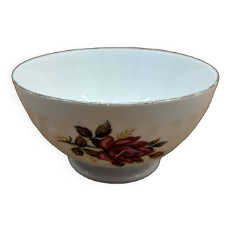 Small flowered porcelain bowl (25)