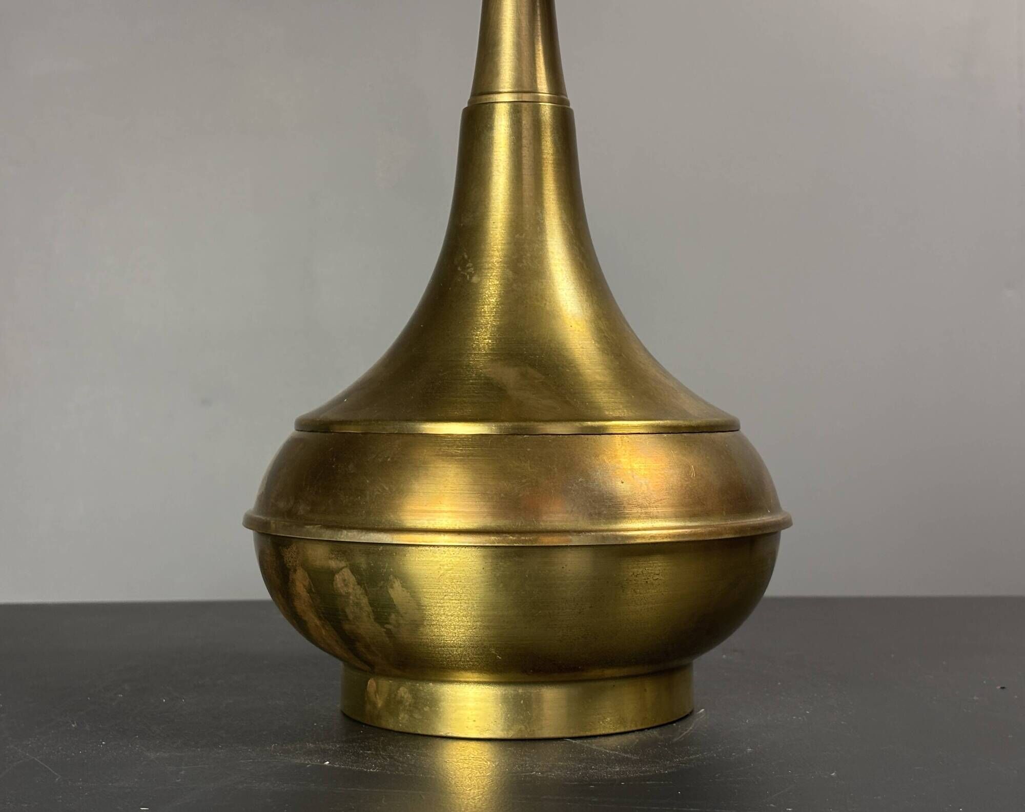 Midcentury Italian modernist brass dome mushroom table lamp, 1960s