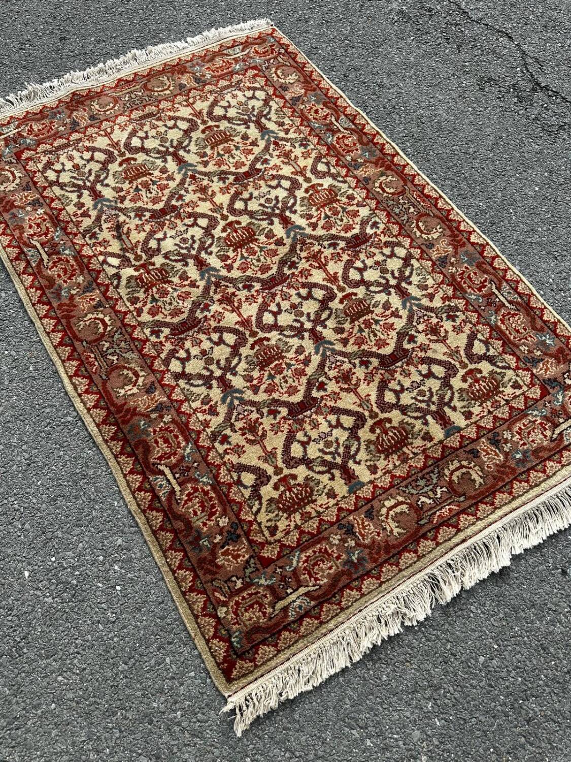 Tapis roumain fait main