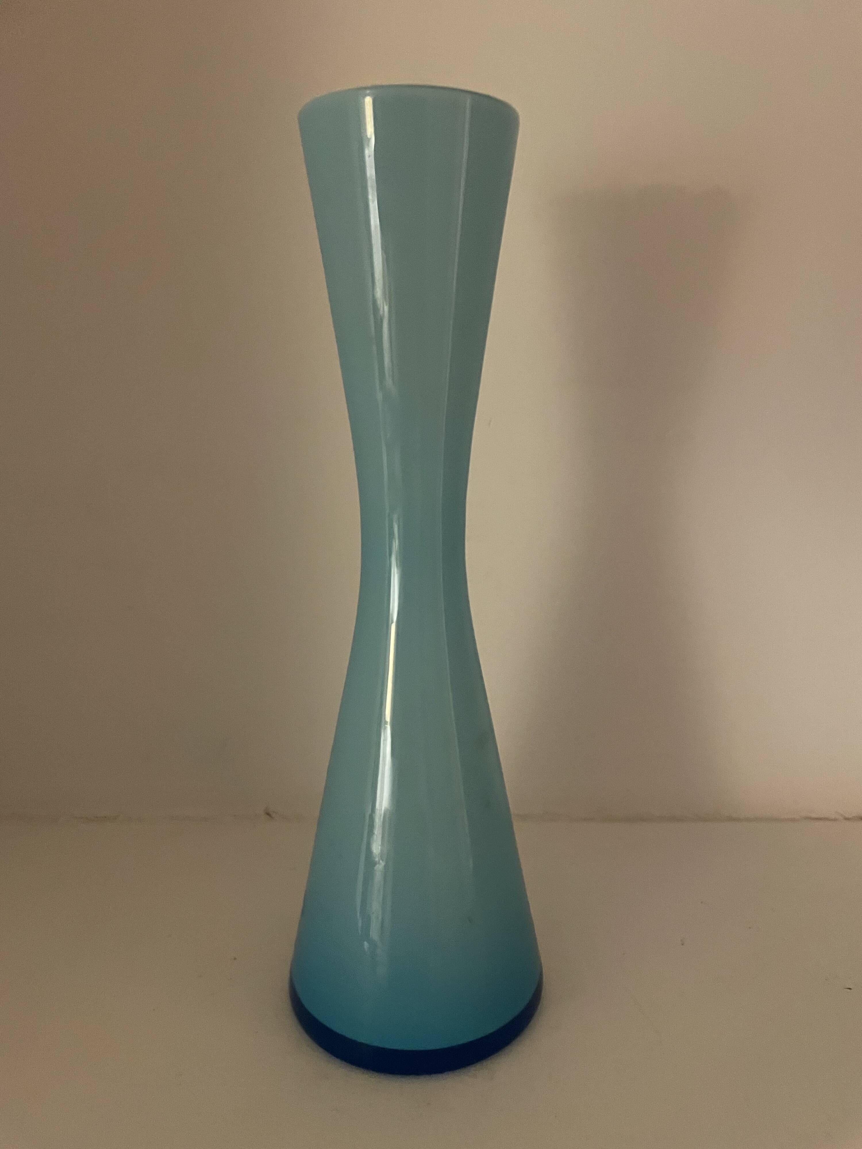 Set of 10 decorative items