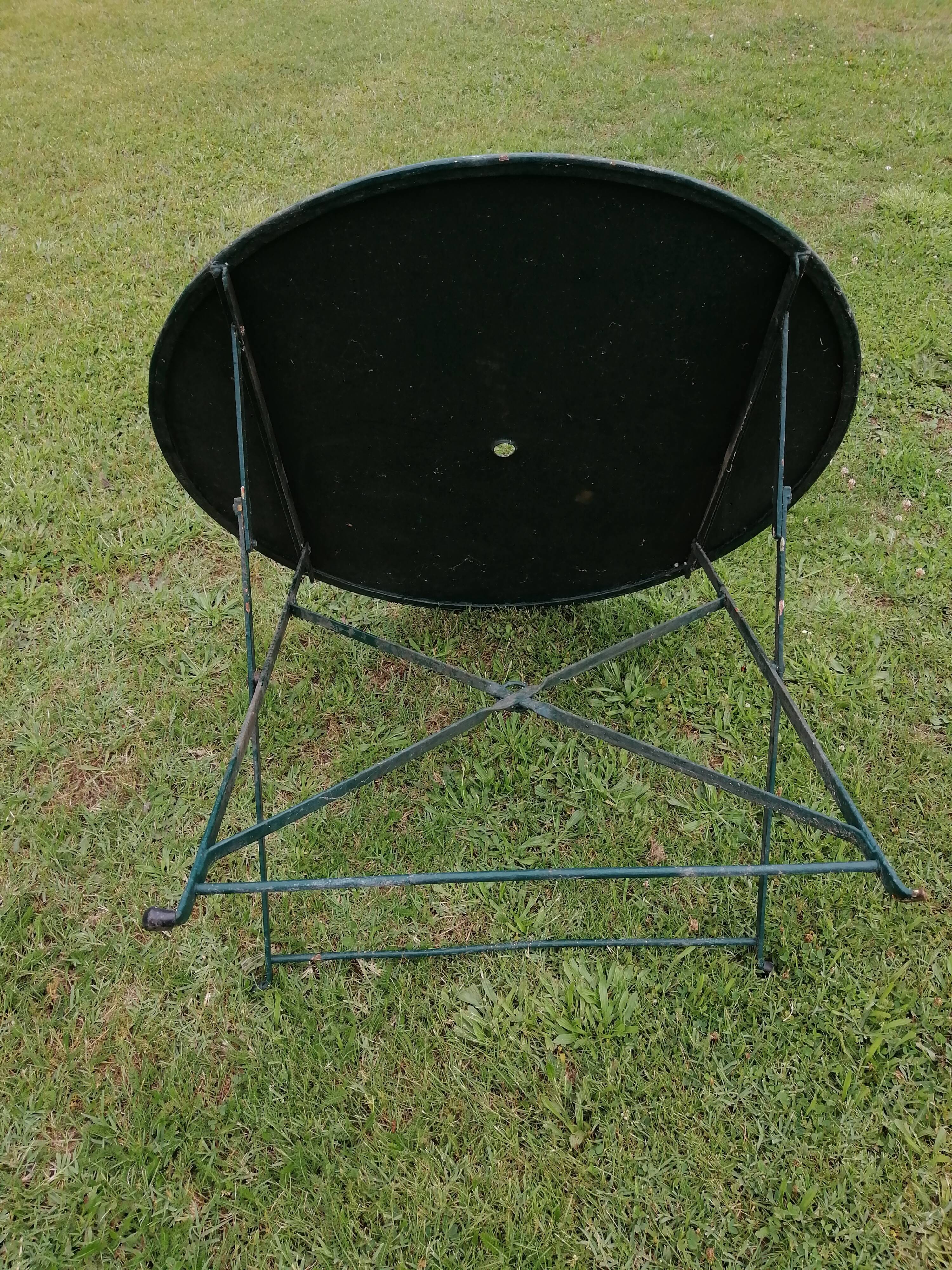 Table ronde de jardin
