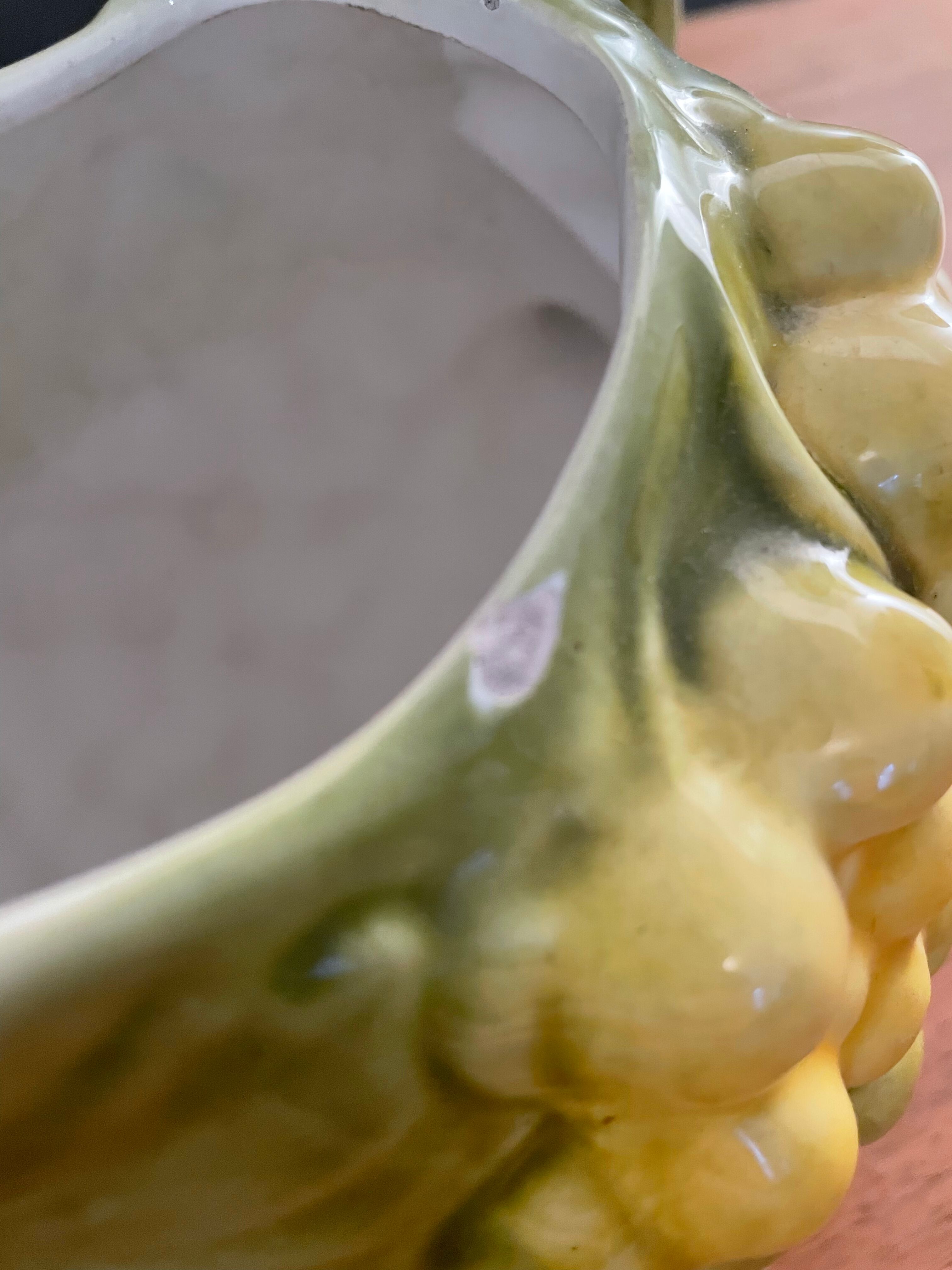 Pitcher bunch yellow and green grape slurry