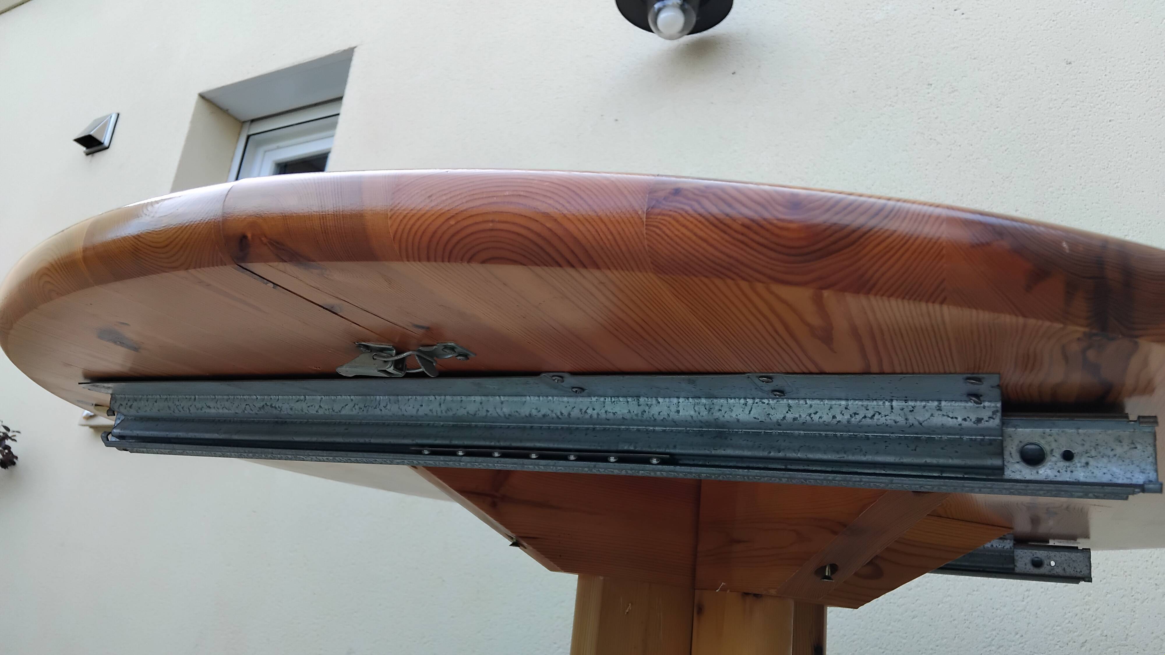 Vintage pine dining table from the 1970s in the style of Rainer Daumiller.