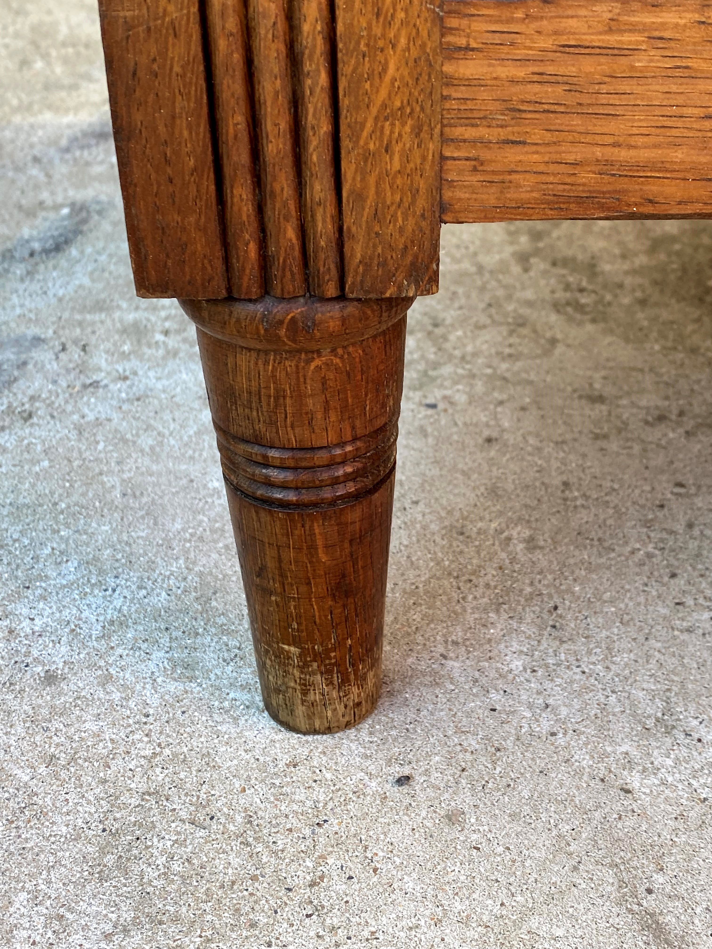 Toilet furniture, dressing table