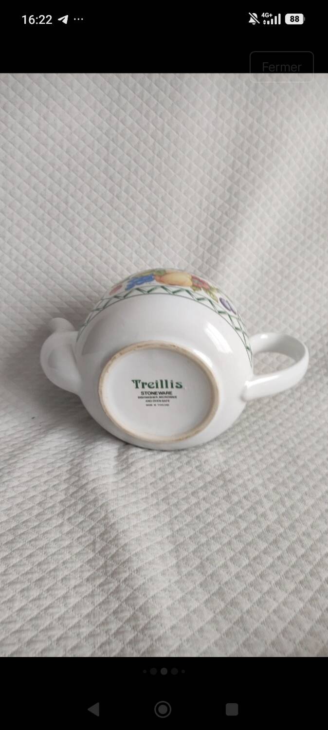 Teapot