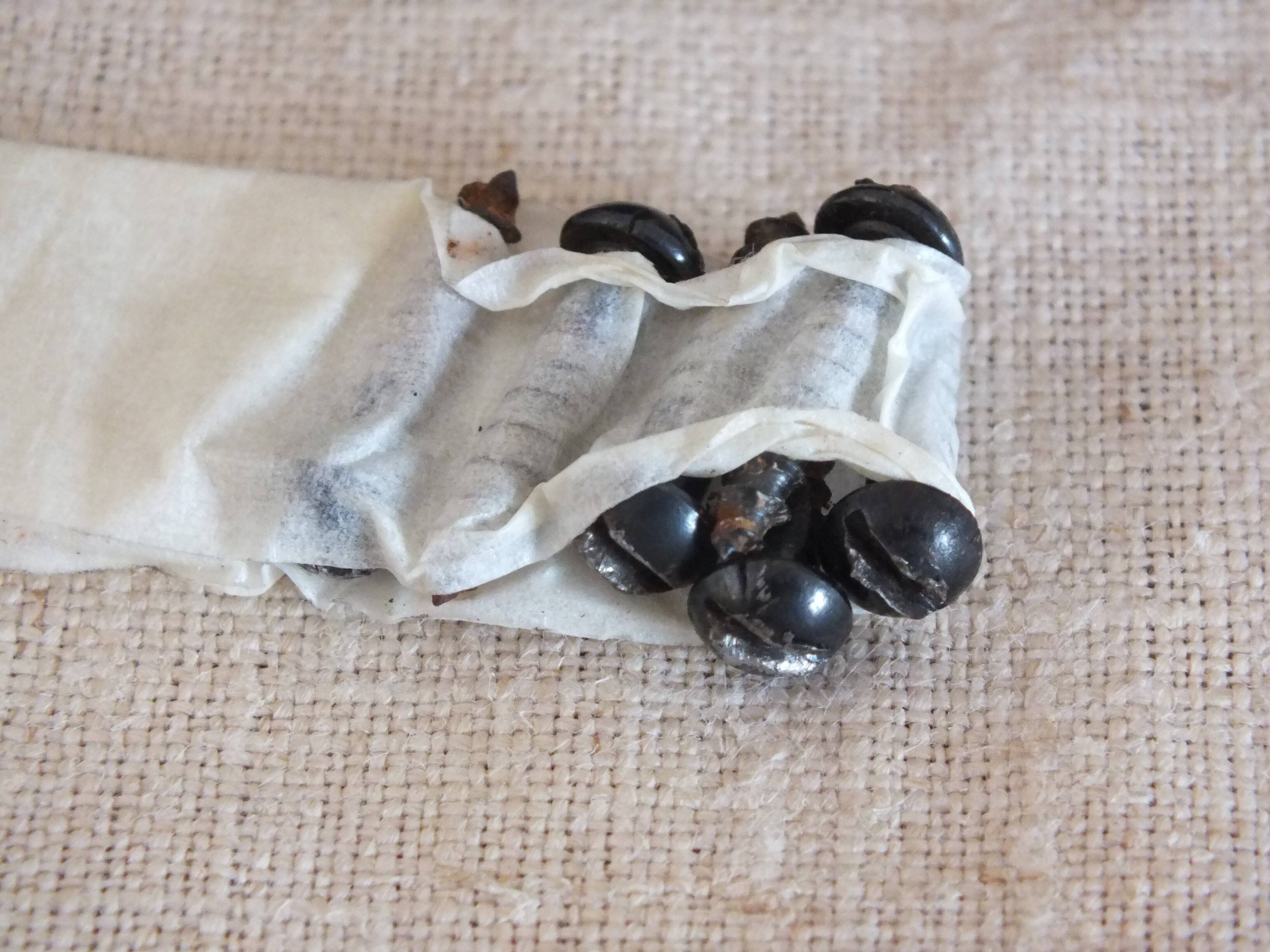 3 vintage coat/door hooks from the 50s/60s black/yellow