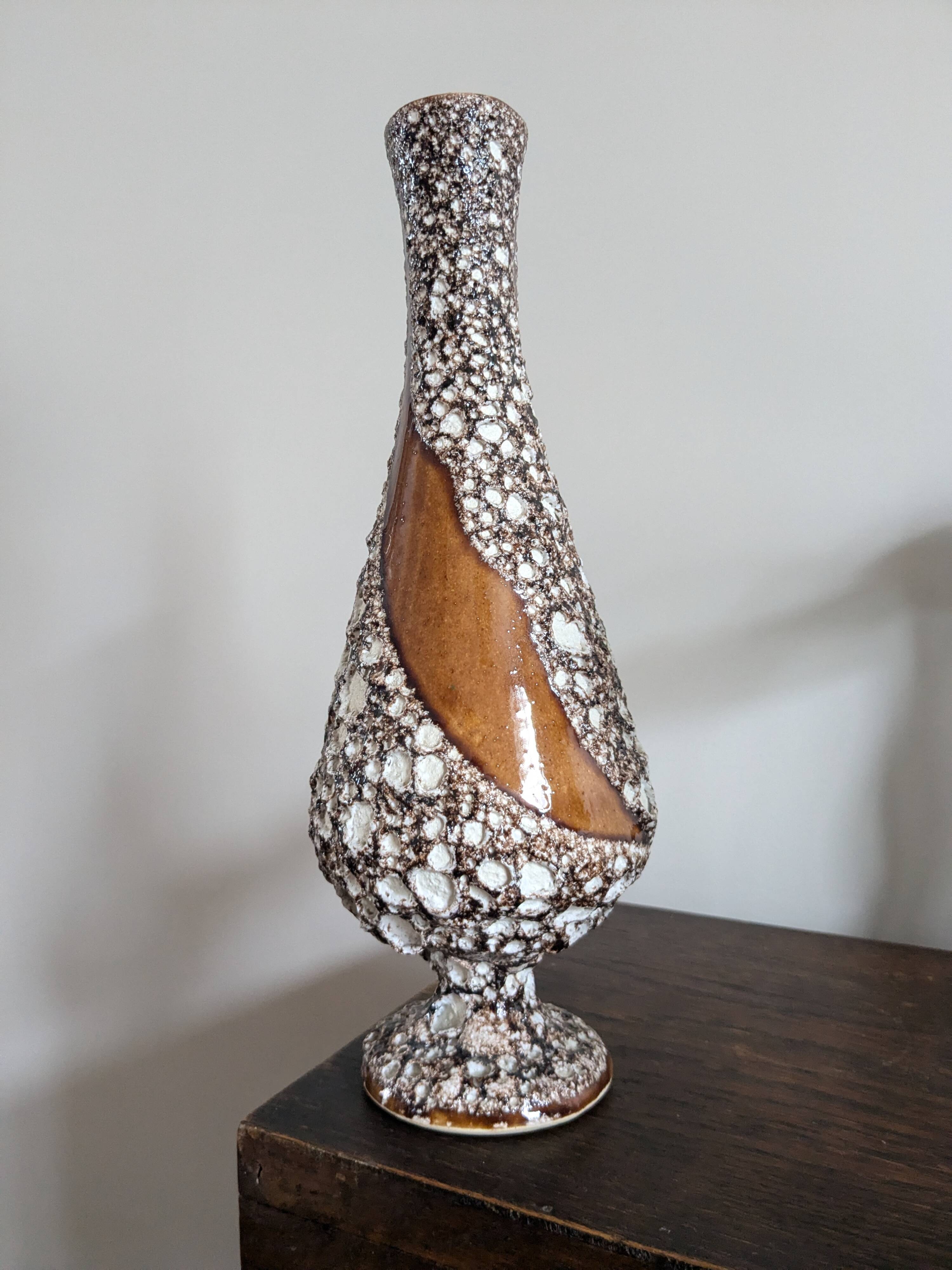 Kitsch vase
